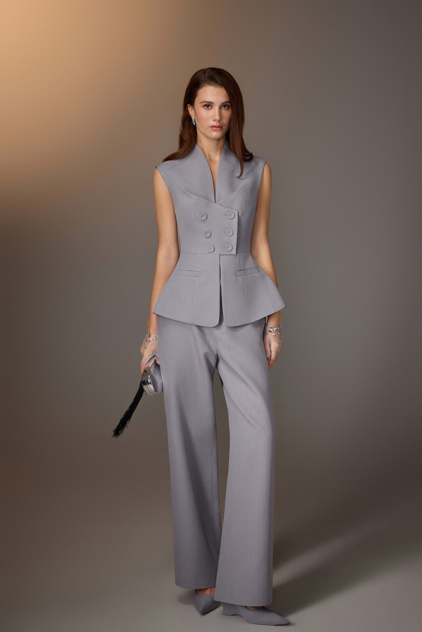 Sleeveless Button Blazer